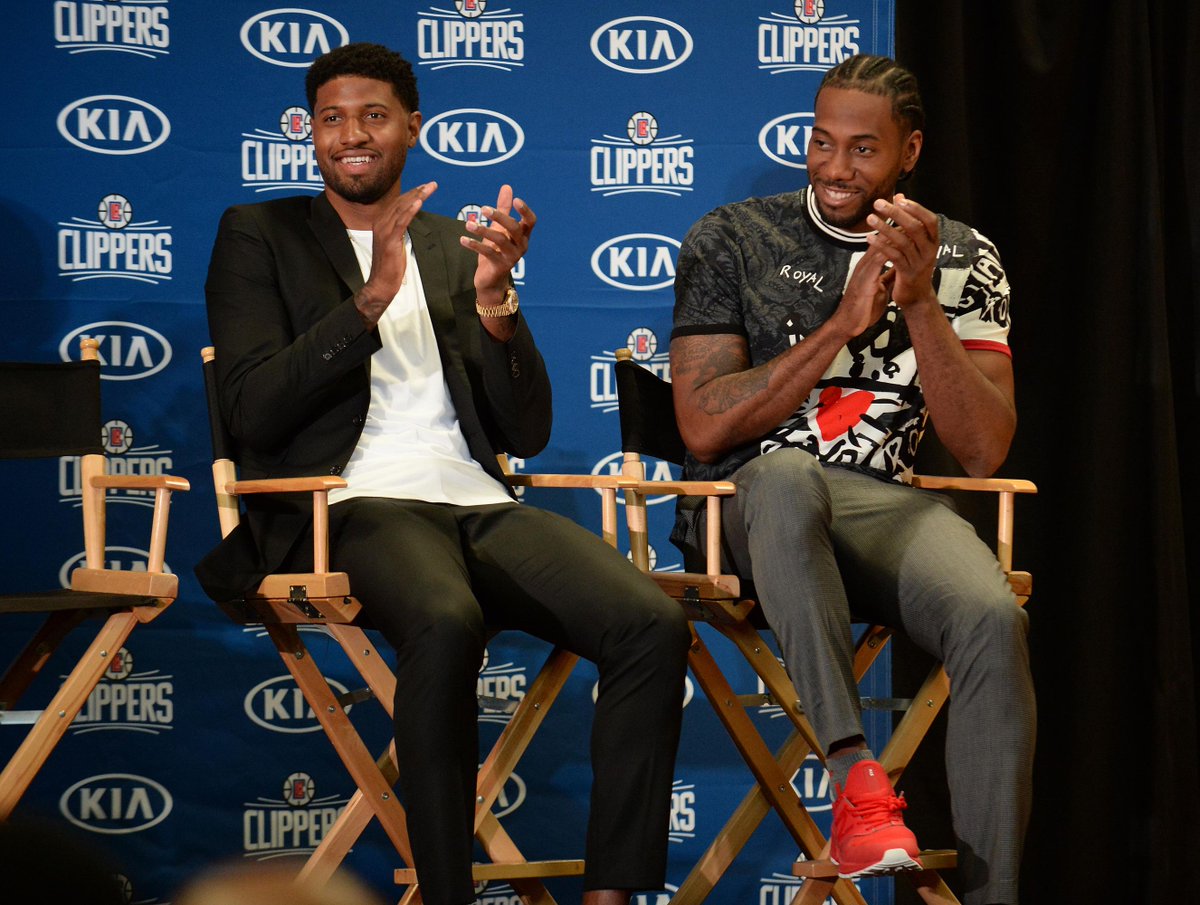 下降角形成 下降角形成